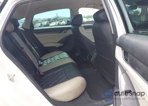 2020 Honda Accord Hybrid from USA, damaged, VIN 1HGCV3F10LA017946